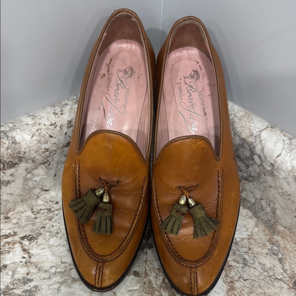 Giorgio Brutini Tan Leather Loafers with Green Tassels